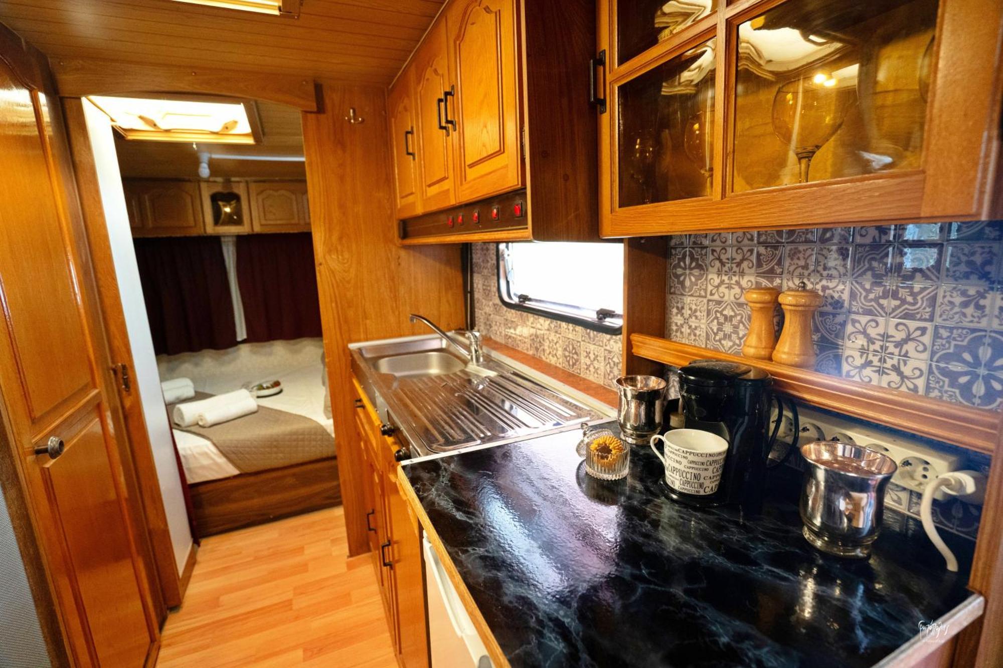 Lemon Garden Camper Case de vacanță